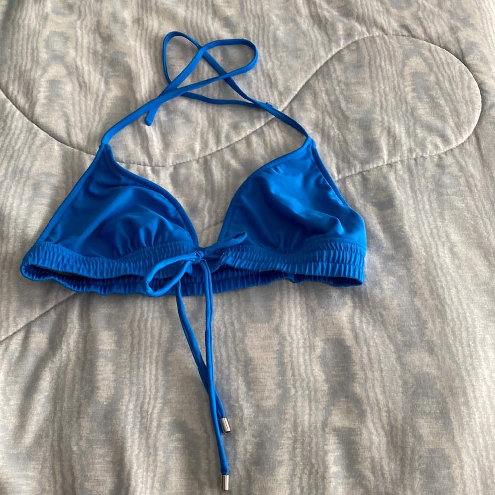 Brand new Venus bikini top